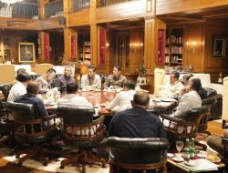 Presiden Prabowo Subianto Pimpin Rapat Terbatas Bahas Pertanian, Energi, dan Infrastruktur