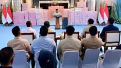 Presiden Prabowo Tulis Pesan Integritas dan Keberanian untuk Jaksa