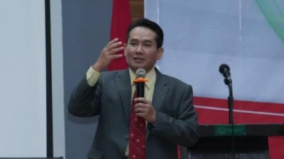 Dede Farhan Aulawi – Maestro Ilmu Intelijen dan Multitalenta